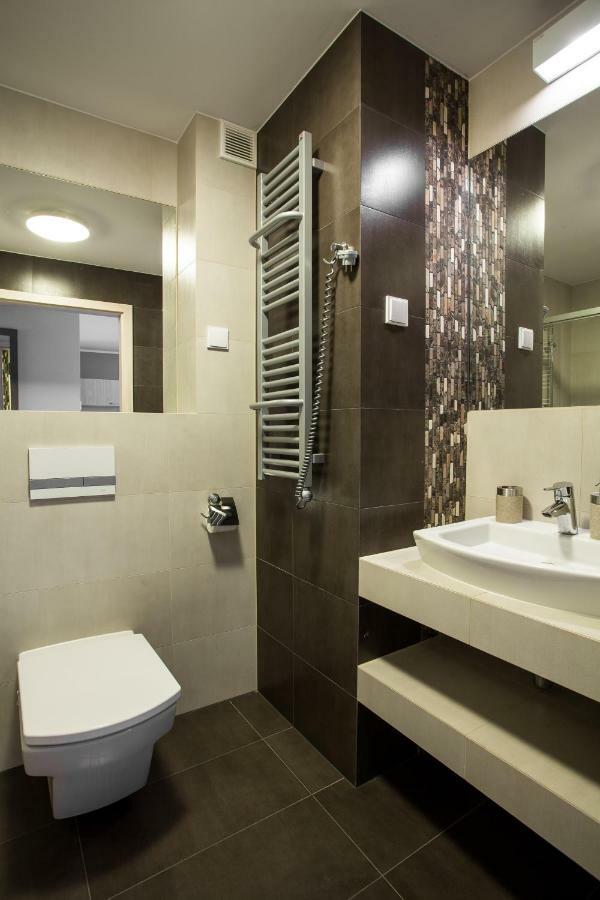 Hotel *** Nat Krynica Morska Bagian luar foto